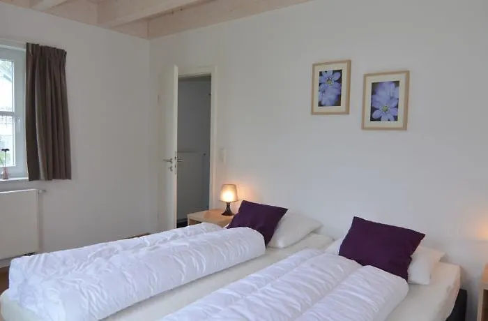 Exclusive Group House In In The Forest *