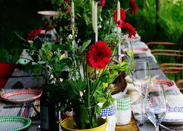 Exclusive Group House In In The Forest