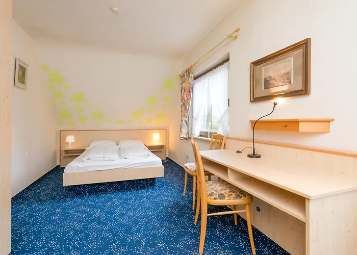 Exclusive Group House In In The Forest