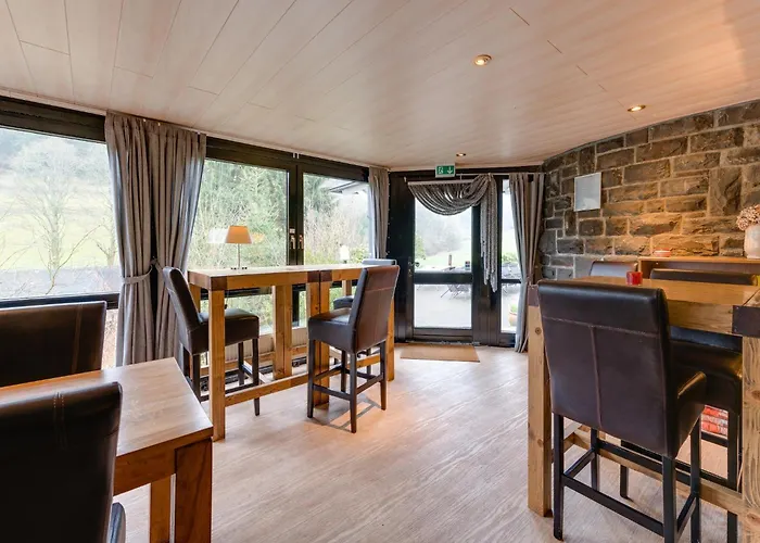 Feriehus Exclusive Group House In In The Forest